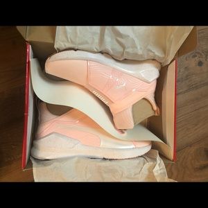 Puma Fierce size 7 NWT
